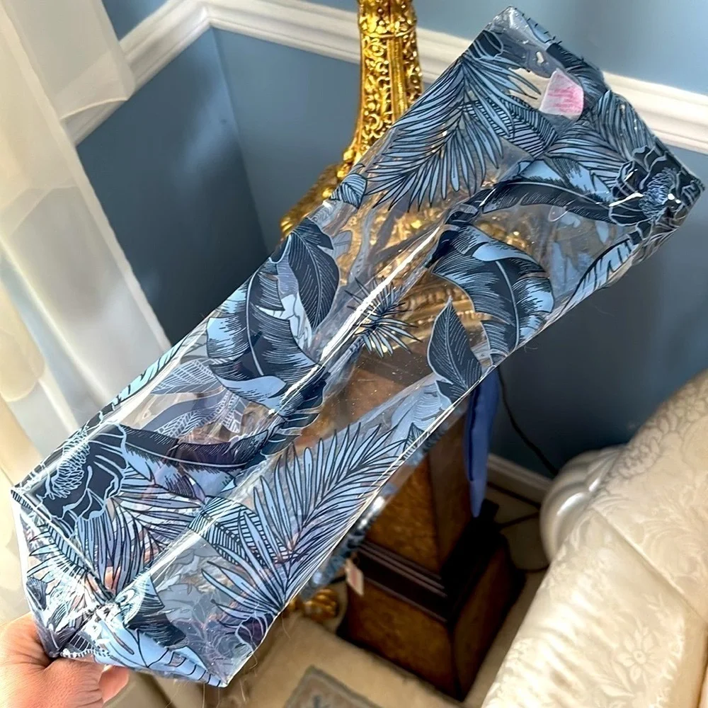 Brand New Pink Victoria’s Secret Blue Tropical Palm Clear Beach Tote Waterproof